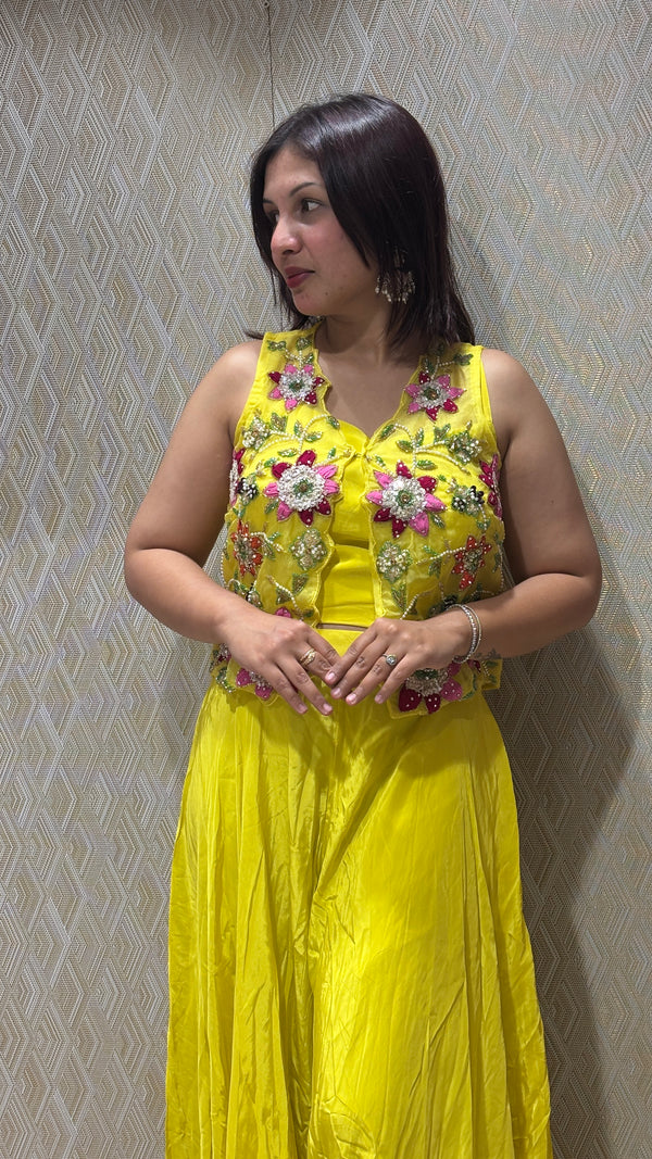 Bridal Haldi Look – Tapeta Silk